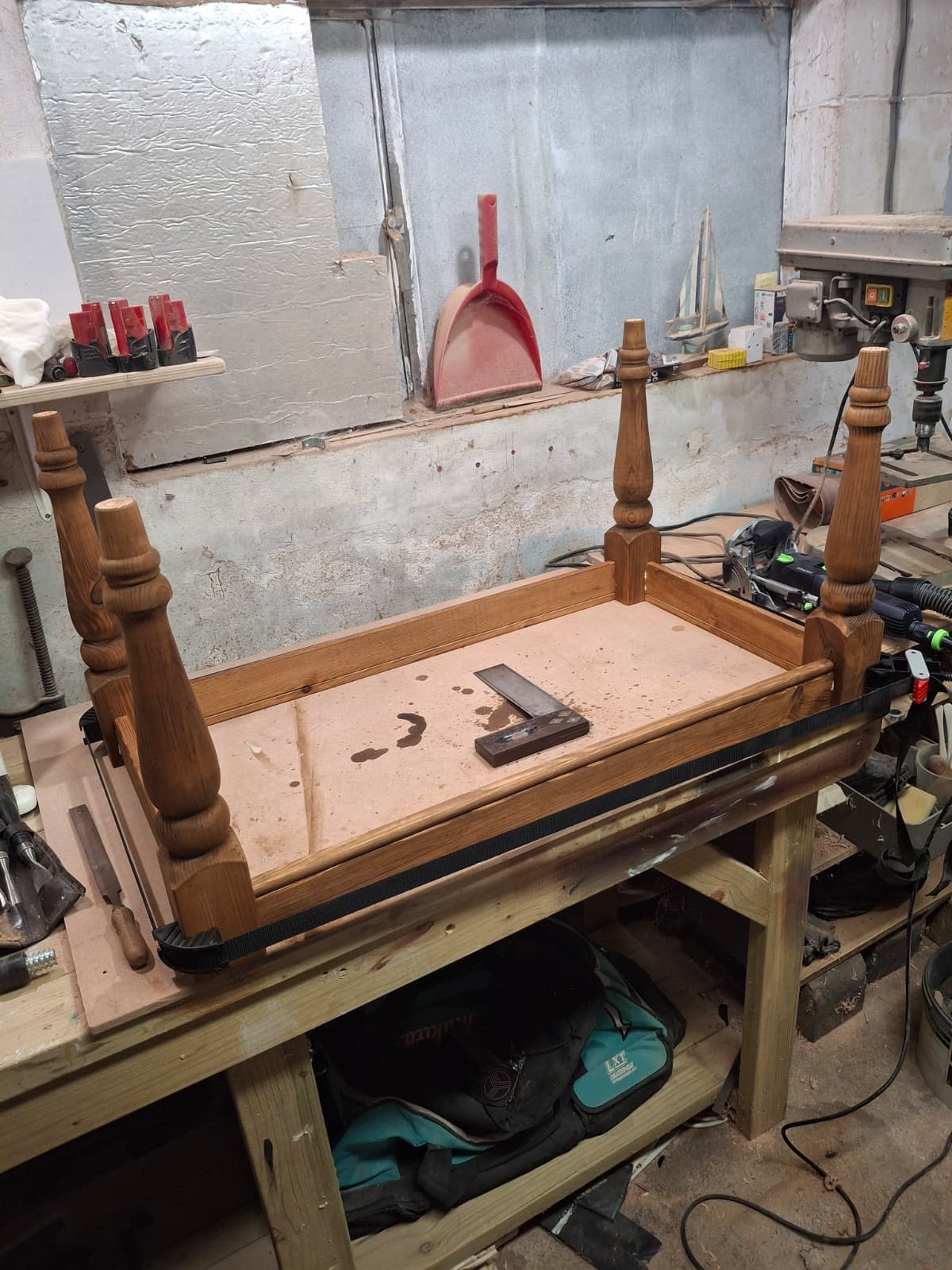 Small Tables & Side Tables